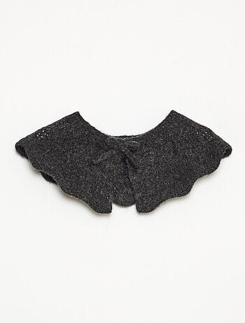 Camisola de malha com gola removível