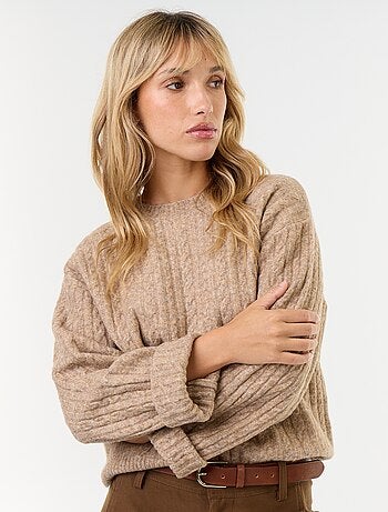 Camisola de malha entrançada com gola redonda
