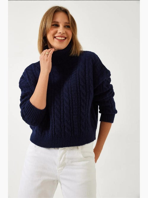 Camisola de malha estampada com gola alta lucci - Kiabi Camisola de malha estampada com gola alta lucci - Kiabi