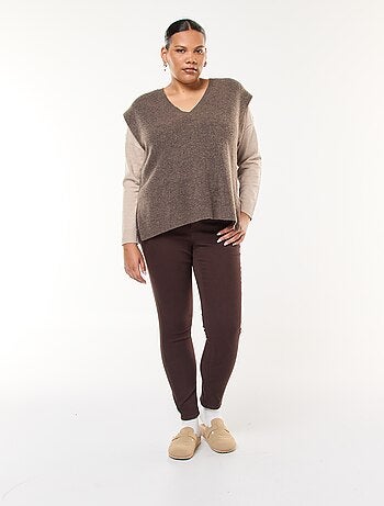 Camisola de malha fina com gola em V