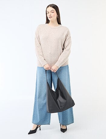 Camisola de malha grossa com mangas compridas e bordados de flores