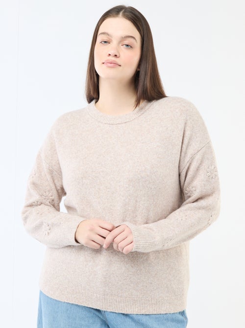 Camisola de malha grossa com mangas compridas e bordados de flores - Kiabi