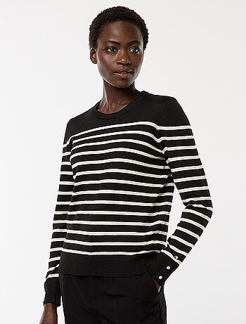 Camisola de malha leve com gola redonda