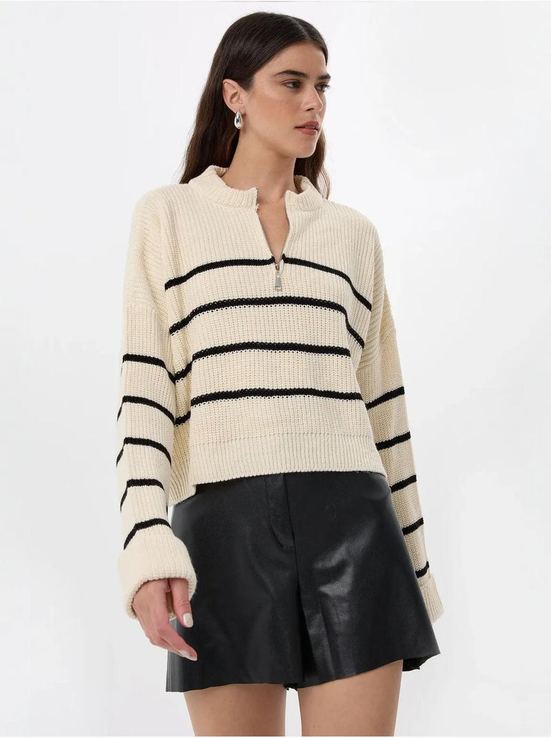 Camisola de malha listrada com fecho Branco - Kiabi