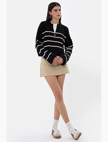 Camisola de malha listrada com fecho