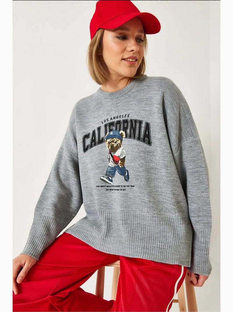 Camisola de malha oversized com estampado de urso e gola redonda lucci Cinza - Kiabi