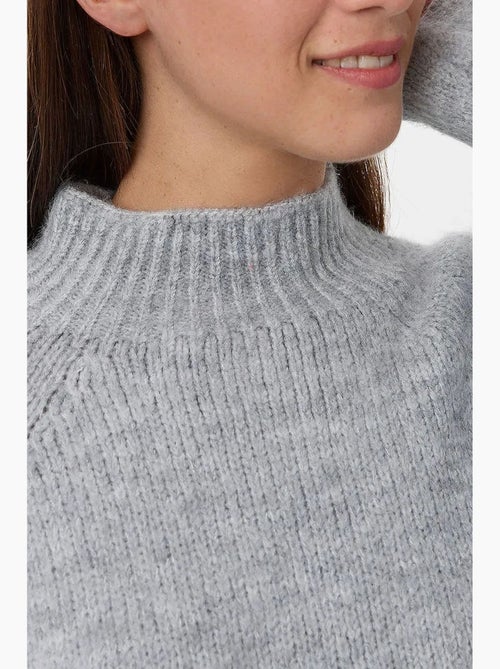 Camisola de malha oversized com gola alta hiccup - Kiabi Camisola de malha oversized com gola alta hiccup - Kiabi