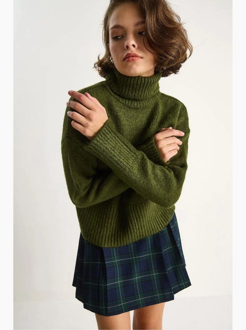 Camisola de malha oversized com gola alta lucci - Kiabi Camisola de malha oversized com gola alta lucci - Kiabi