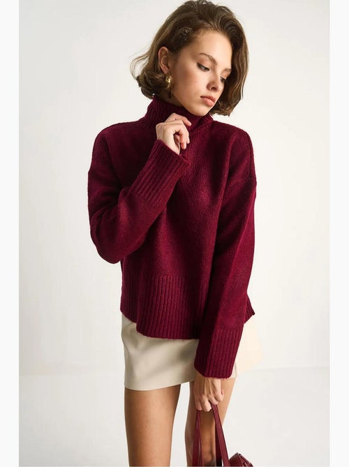 Camisola de malha oversized com gola alta lucci - Kiabi Camisola de malha oversized com gola alta lucci - Kiabi