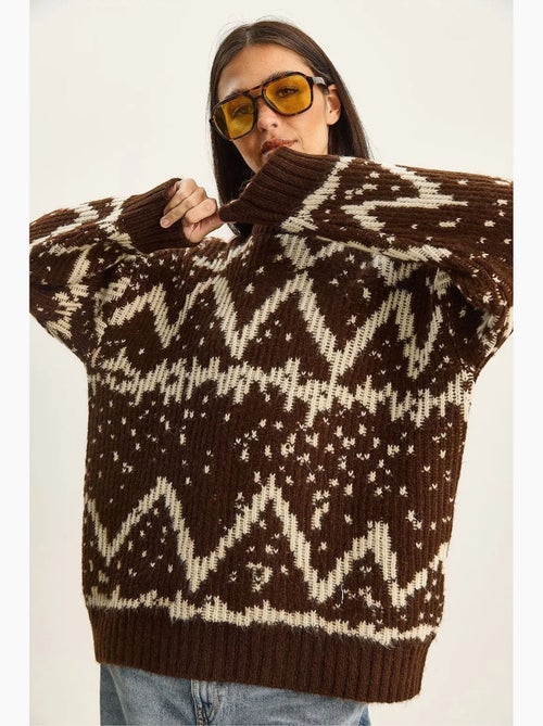 Camisola de malha oversized com padrão étnico lucci - Kiabi Camisola de malha oversized com padrão étnico lucci - Kiabi