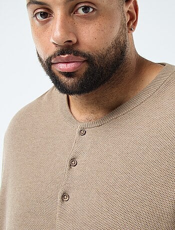 Camisola de malha piqué com gola redonda abotoada