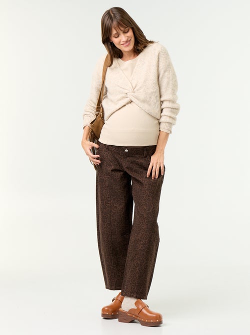 Camisola de maternidade cropped com efeito torcido - Kiabi Camisola de maternidade cropped com efeito torcido - Kiabi