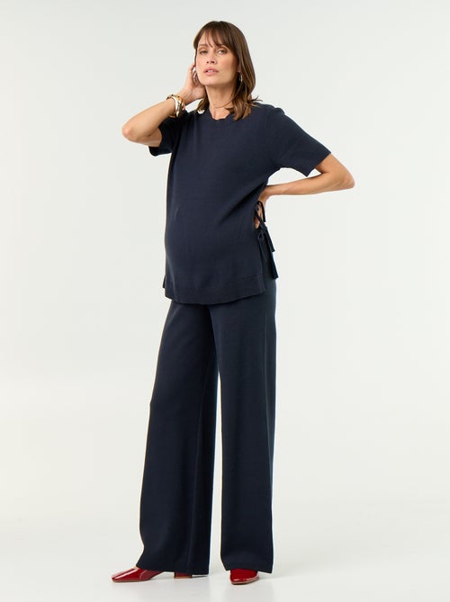 Camisola de maternidade de manga curta com aberturas laterais com atacadores - Kiabi Camisola de maternidade de manga curta com aberturas laterais com atacadores - Kiabi