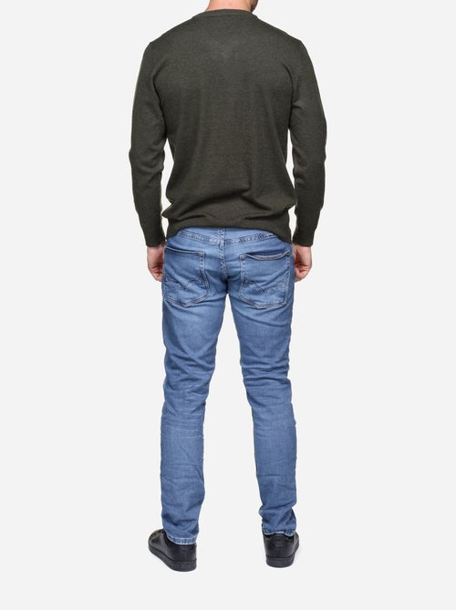 Camisola elegante com gola em V - Yves Enzo - Kiabi Camisola elegante com gola em V - Yves Enzo - Kiabi