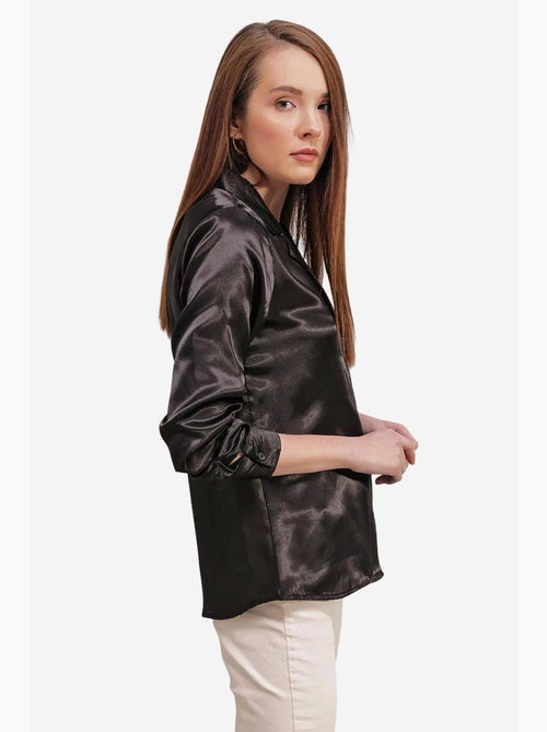 Camisola em cetim com gola envolvente bdart - Kiabi Camisola em cetim com gola envolvente bdart - Kiabi