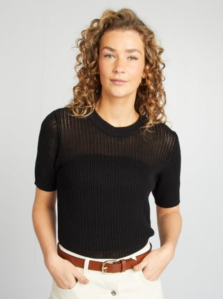 Camisola em malha ajurada