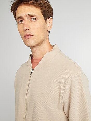 Camisola em malha com abertura com fecho
