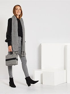 Camisola em malha com bordados - Kiabi