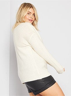 Camisola em malha de fantasia com botões nos ombros - Kiabi