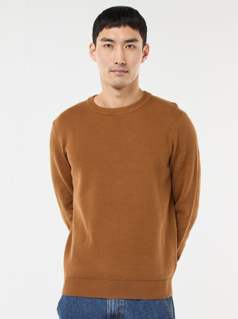 Camisola em malha fantasia com gola redonda Castanho - Kiabi