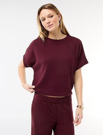 Camisola em malha rendada com mangas curtas