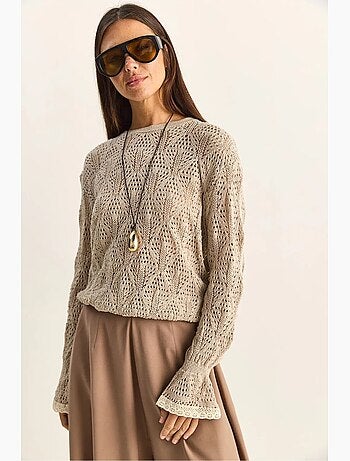 Camisola em malha texturada com decote redondo e folhos lucci