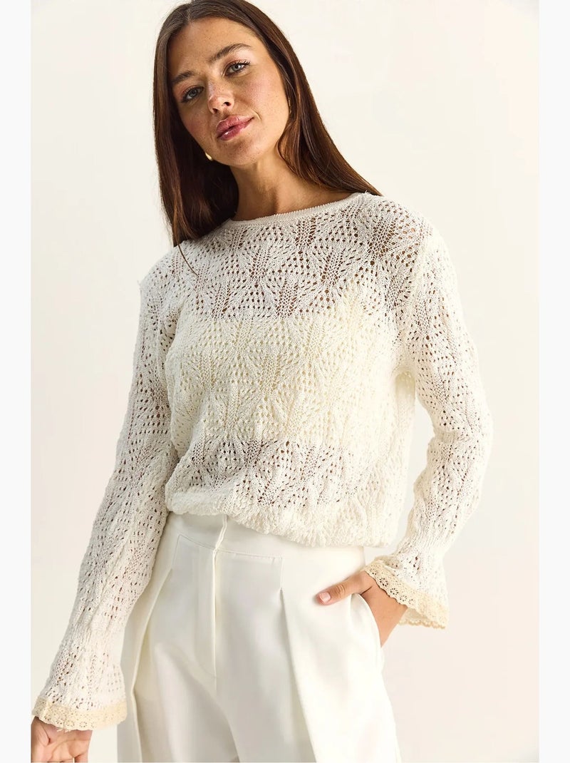 Camisola em malha texturada com decote redondo e folhos lucci Marfim - Kiabi