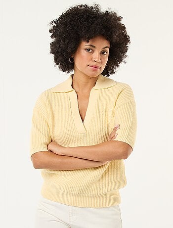 Camisola estilo polo com decote em V