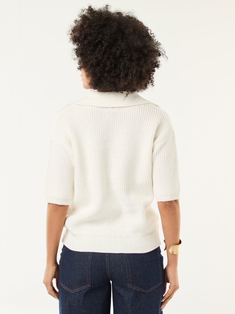Camisola estilo polo com decote em V Branco - Kiabi
