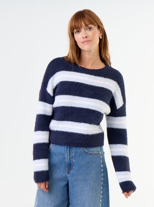 Camisola felpuda às riscas de gola redonda - Kiabi