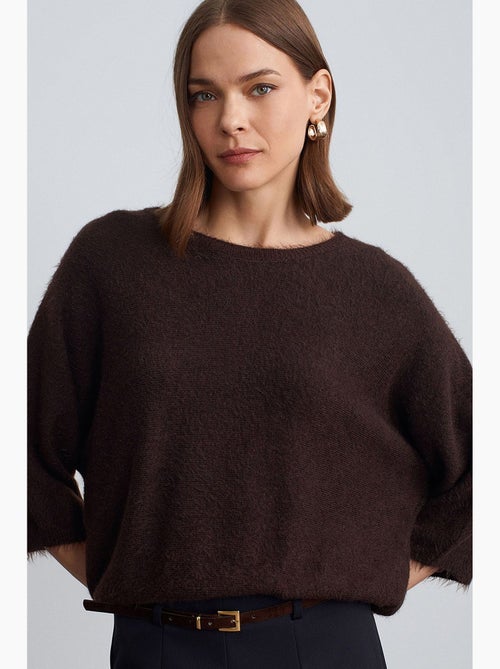 Camisola folgada canelada com gola redonda dilvin - Kiabi Camisola folgada canelada com gola redonda dilvin - Kiabi