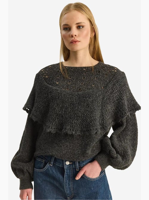 Camisola grossa canelada com decote barco e detalhe com folhos lucci - Kiabi Camisola grossa canelada com decote barco e detalhe com folhos lucci - Kiabi