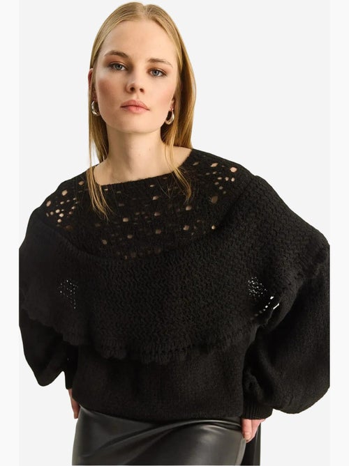 Camisola grossa canelada com decote barco e detalhe com folhos lucci - Kiabi