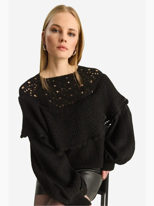 Camisola grossa canelada com decote barco e detalhe com folhos lucci - Kiabi