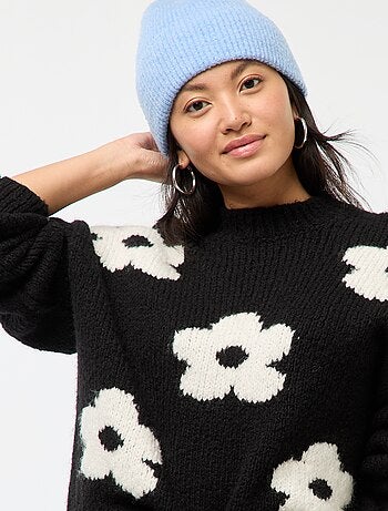 Camisola Grossa com Flores Bordadas