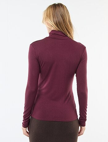 Camisola de gola alta e mangas compridas