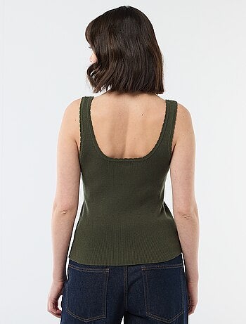 Camisola interior lisa em material canelado