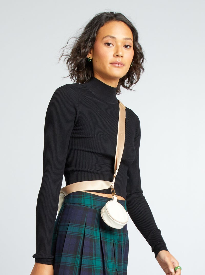 Camisola justa com abertura atrás Preto - Kiabi