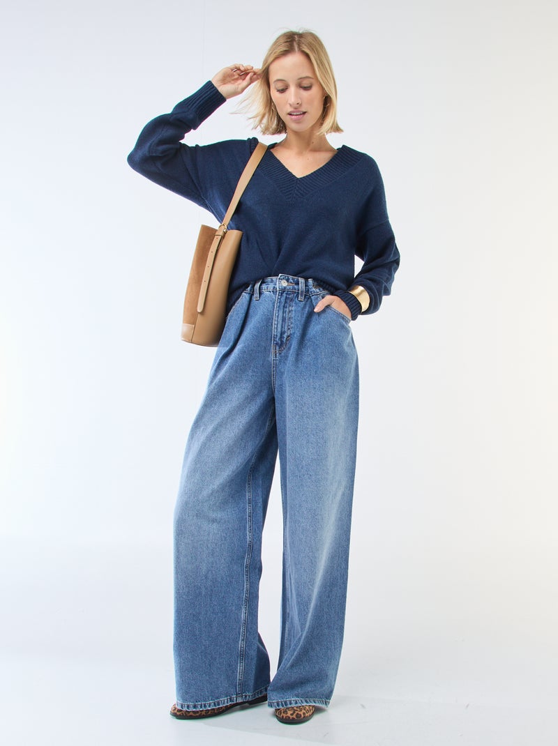 Camisola lisa com decote em V Azul - Kiabi