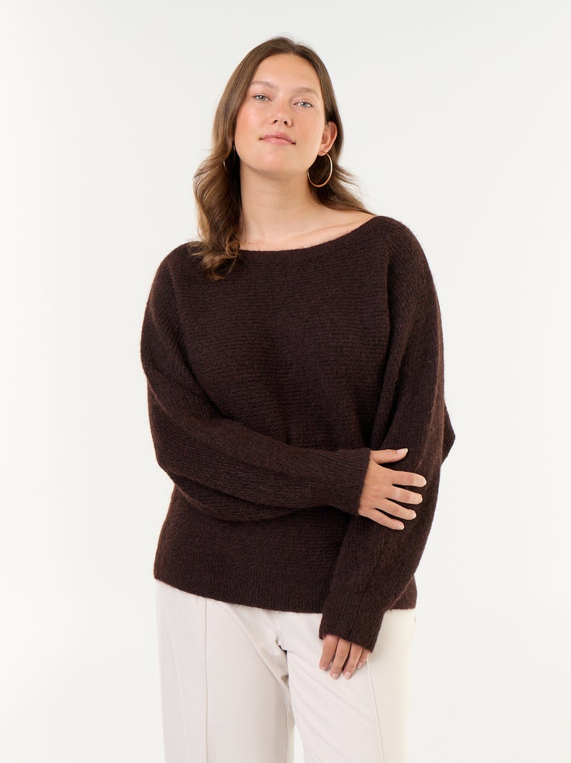 Camisola lisa com gola barco e cavas descaídas Castanho - Kiabi