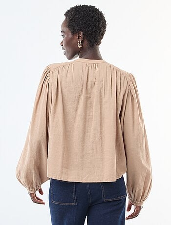 camisola lisa com mangas compridas abalonadas