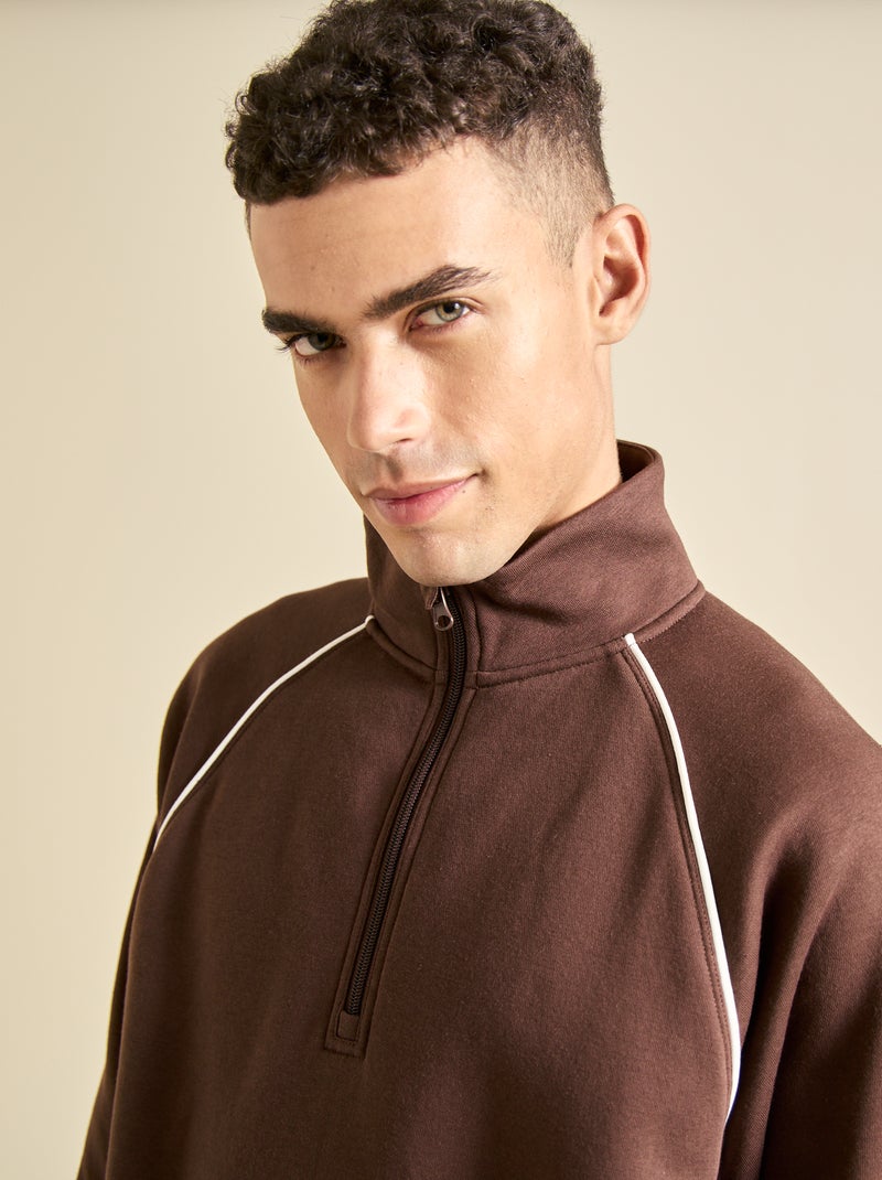 Camisola multi-desportiva com gola alta com fecho - (ekstract) Castanho - Kiabi