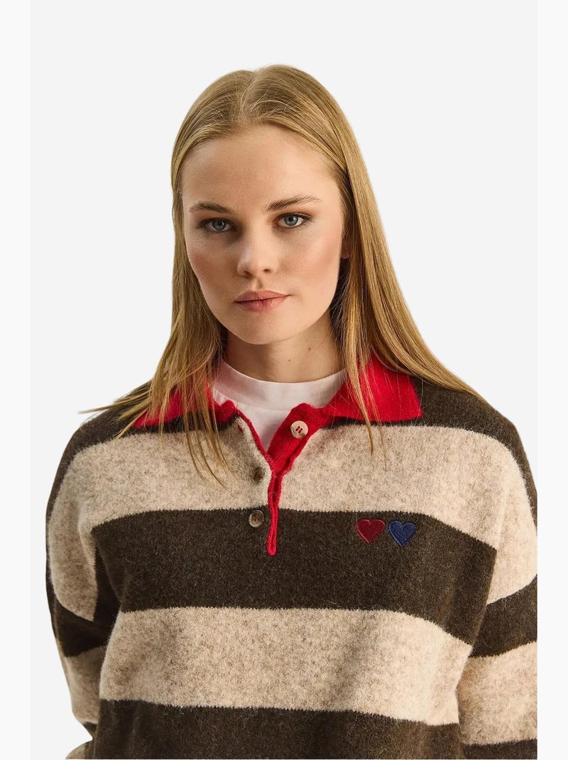 Camisola oversized às riscas com gola polo e bordado lucci Castanho - Kiabi