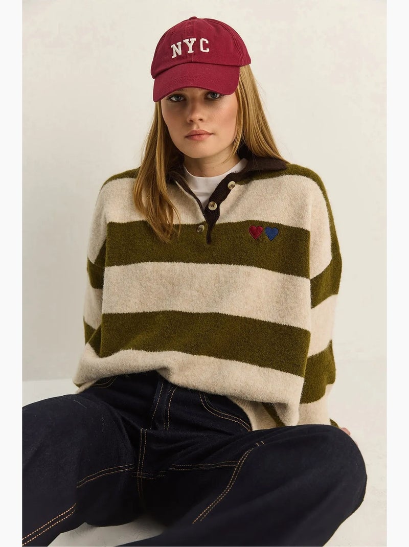 Camisola oversized às riscas com gola polo e bordado lucci Verde oliva - Kiabi