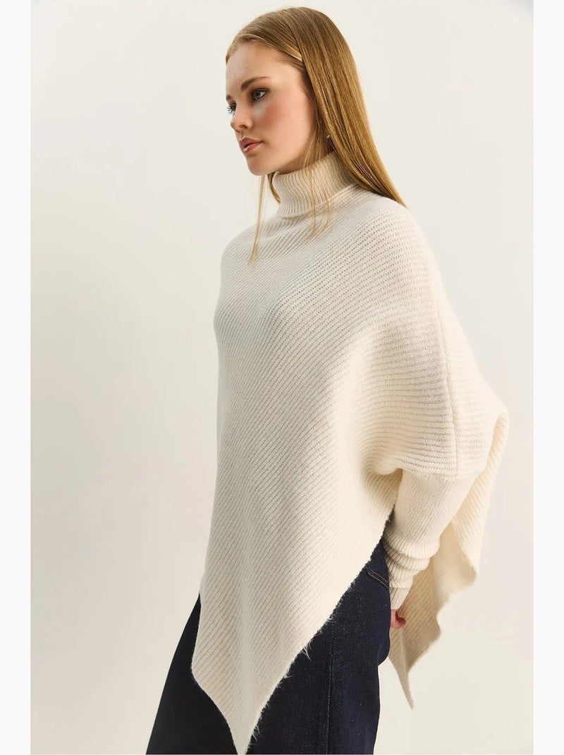 Camisola oversized de gola alta em malha canelada lucci Creme - Kiabi