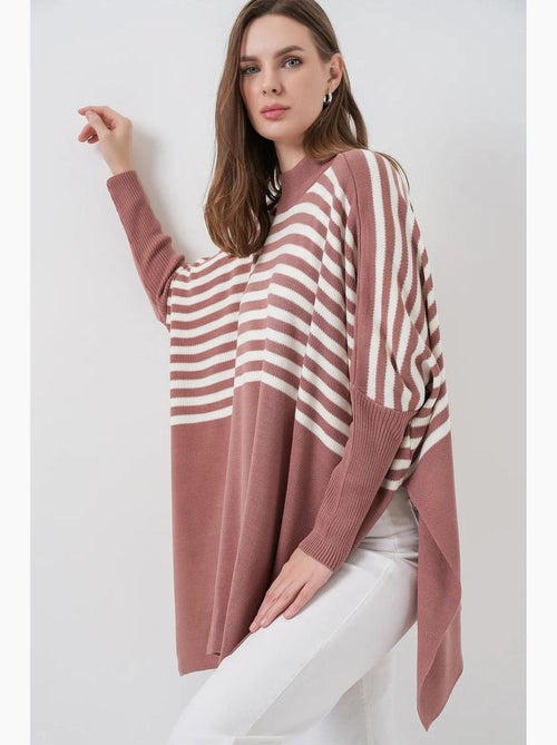 Camisola oversized em acrílico com gola redonda bdart - Kiabi Camisola oversized em acrílico com gola redonda bdart - Kiabi