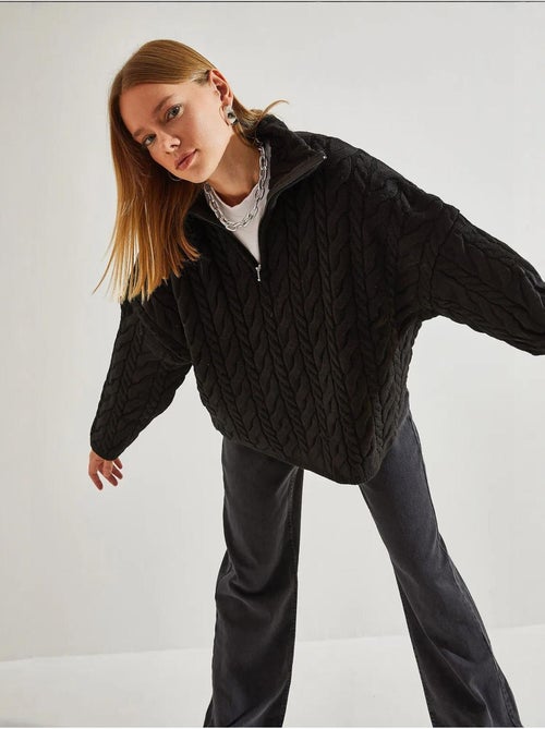 Camisola oversized para cabelo e barba com gola com fecho de correr lucci - Kiabi Camisola oversized para cabelo e barba com gola com fecho de correr lucci - Kiabi