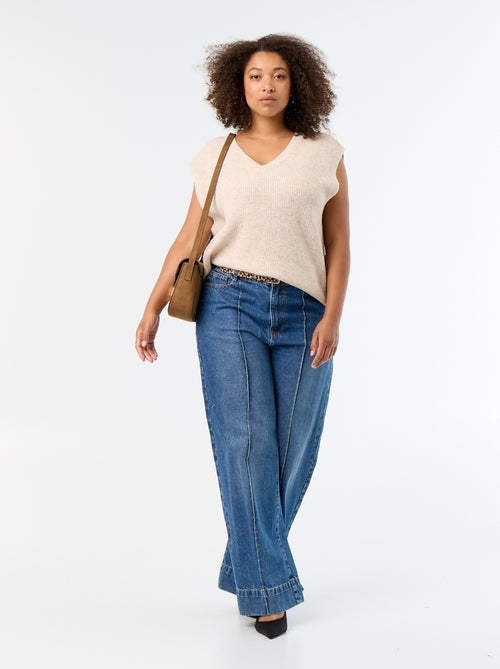 Camisola sem mangas com bijuteria dourada - Kiabi Camisola sem mangas com bijuteria dourada - Kiabi