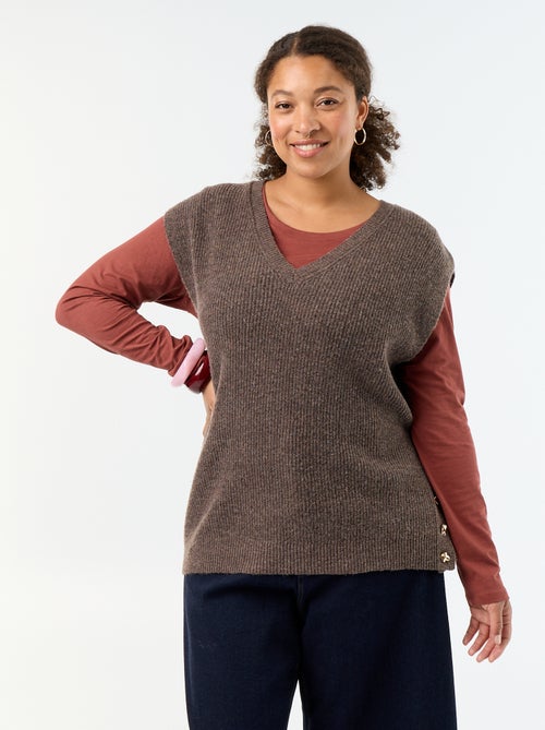 Camisola sem mangas com bijuteria dourada - Kiabi Camisola sem mangas com bijuteria dourada - Kiabi