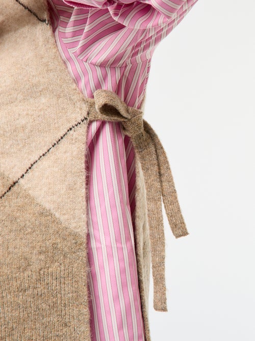 Camisola sem mangas com fitas para atar nas laterais - Kiabi